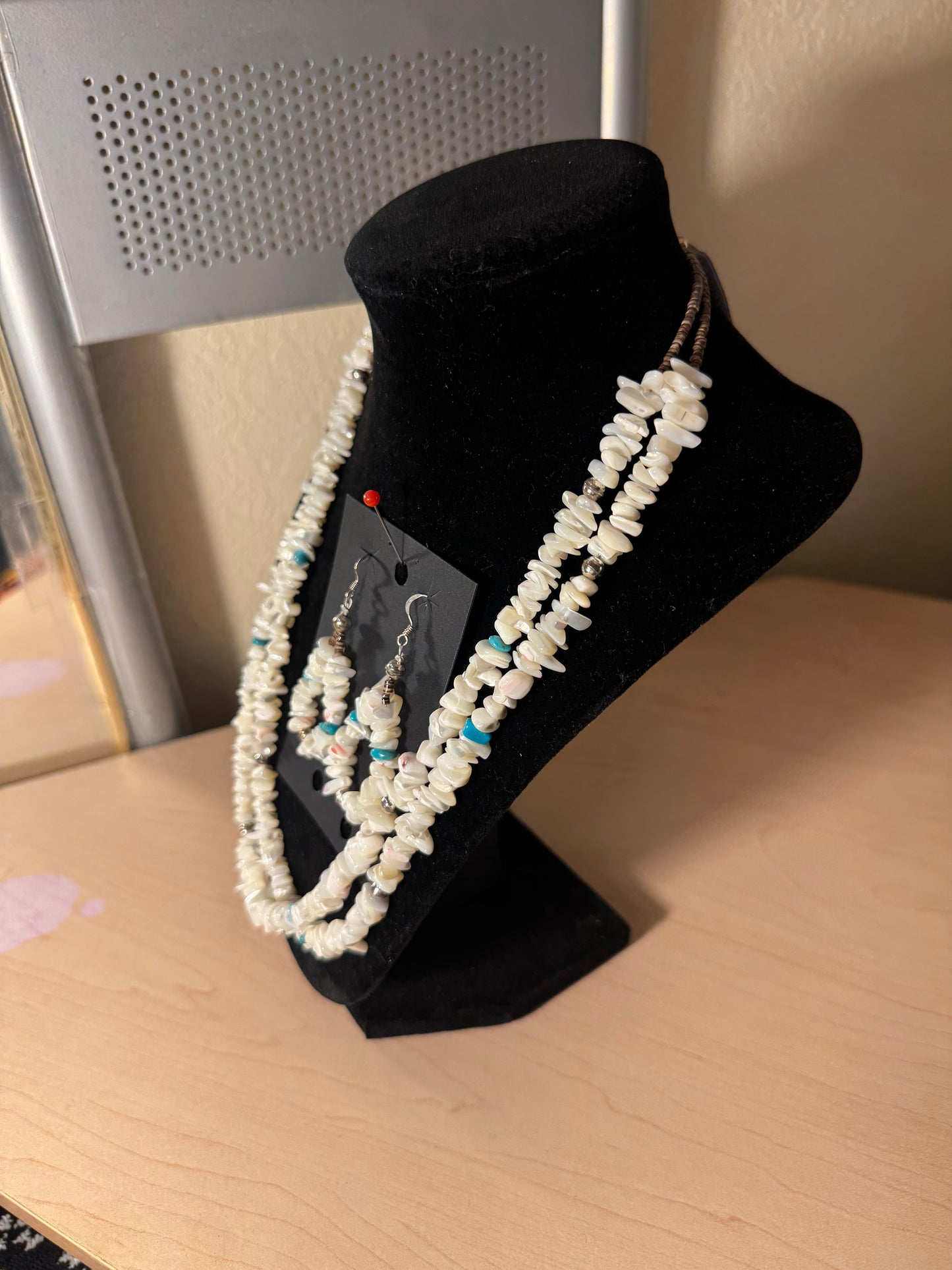 White Stone Necklace With Earrings