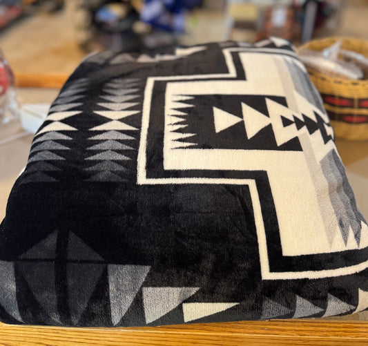 Queen 2 Ply Fleece Blankets