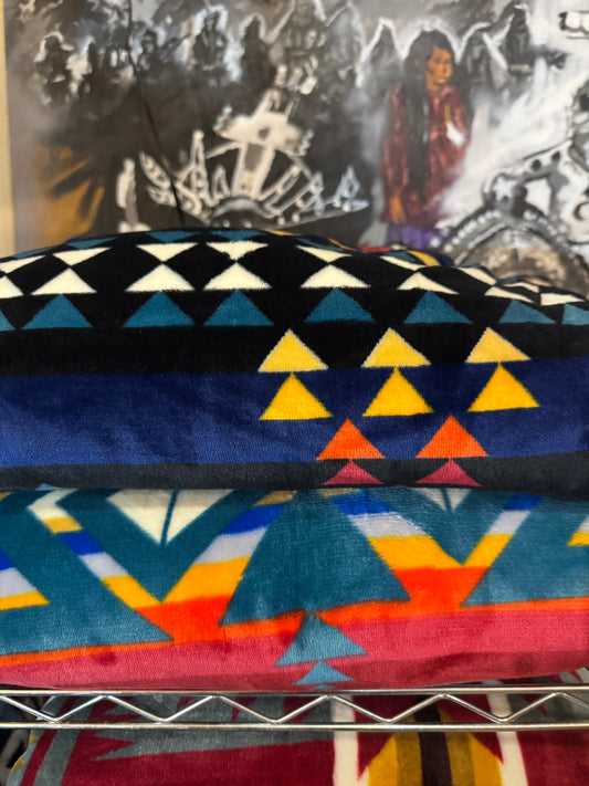 Full Reversible Fleece Blankets